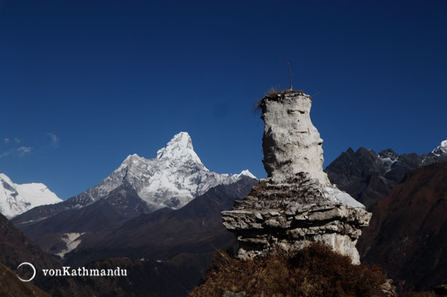 Ama Dablam and an old Buddhist structure