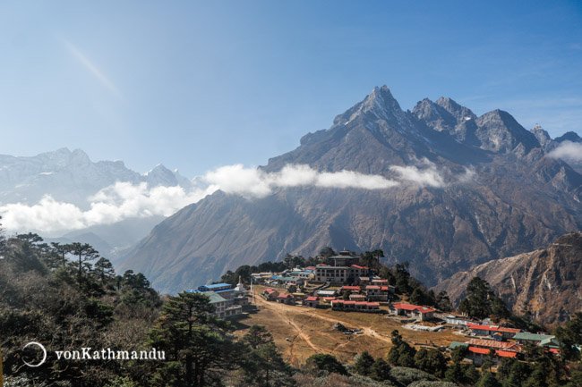 Tengboche village and monastery complemented by Kongde and Khumbila mountains