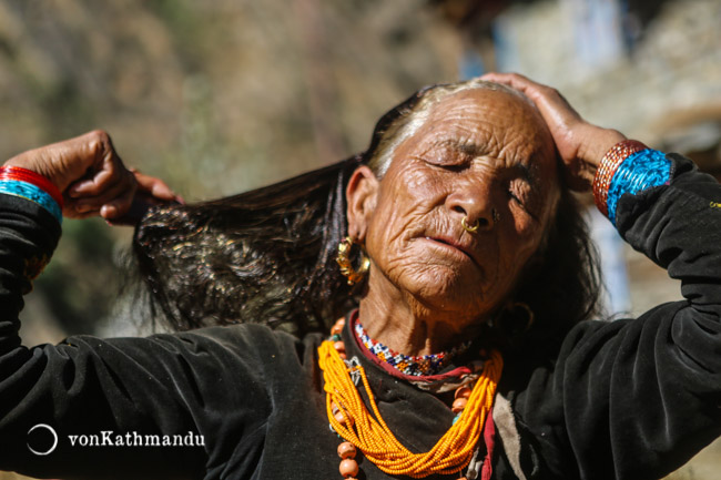Gurung woman in Kagni