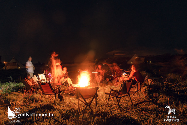 Campfire under the stars in Burhan Wilderness Camps