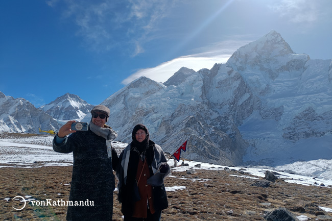 Selfie with the iconic Mt. Everest from Kalapathhar