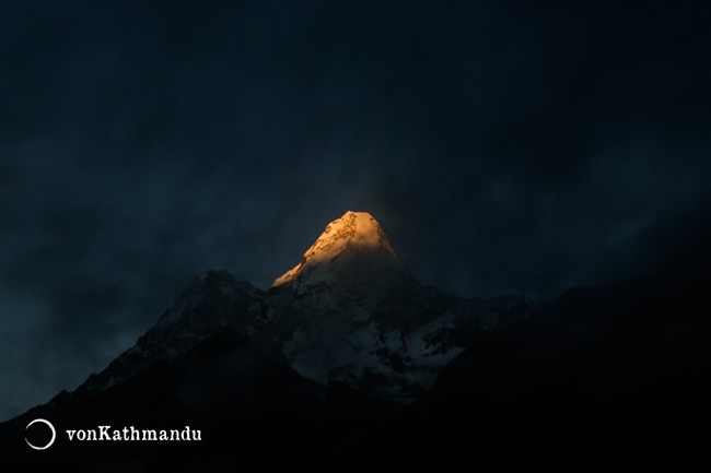 Last rays of the sun on Ama Dablam