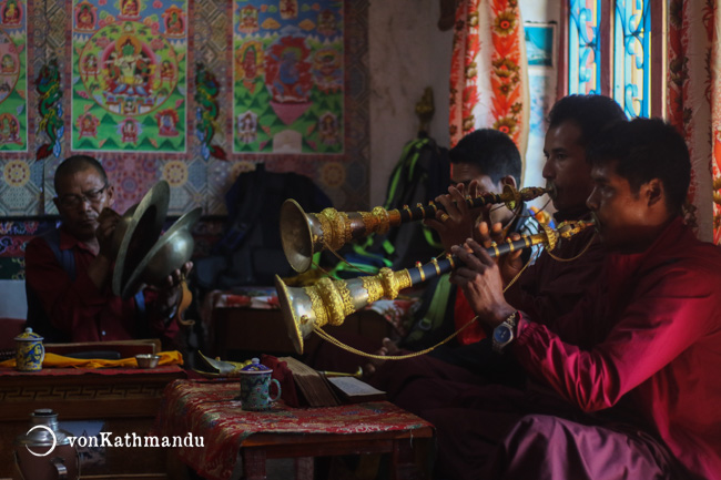 Buddhist ceremony in Kutumsang