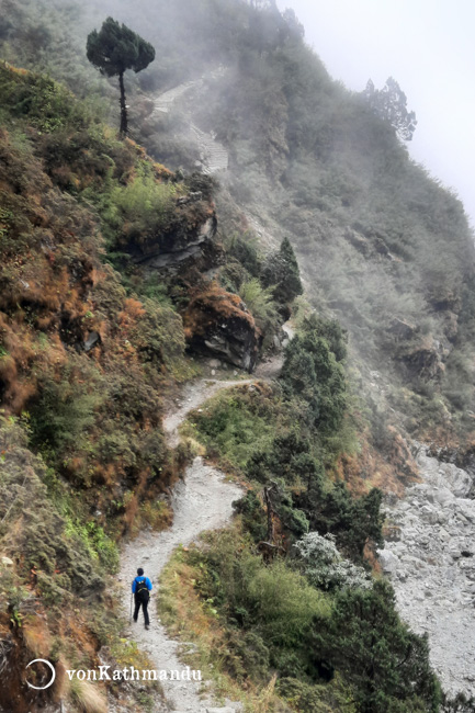 Undulating trails to Ghopte