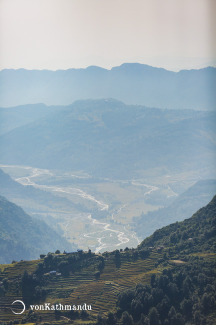 Khora Mukh, the valley bottom, is a stark contrast to the rocky landscape of Badal Daanda, where this photo was taken from