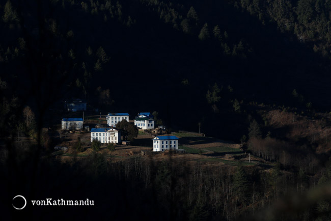 The entire trek boasts houses with traditional Sherpa architecture