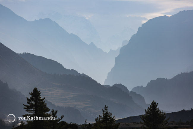 Rugged mountains dominate the horizon as you make your way up to Khangsar